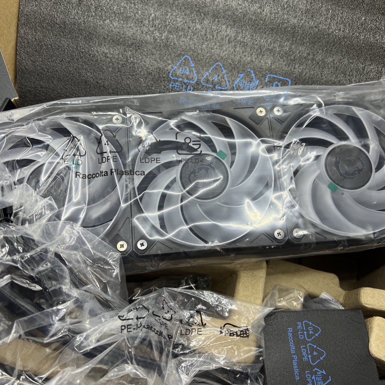 MSI - MAG Core Liquid A15 360 ARGB Liquid CPU Cooler 360mm Radiator