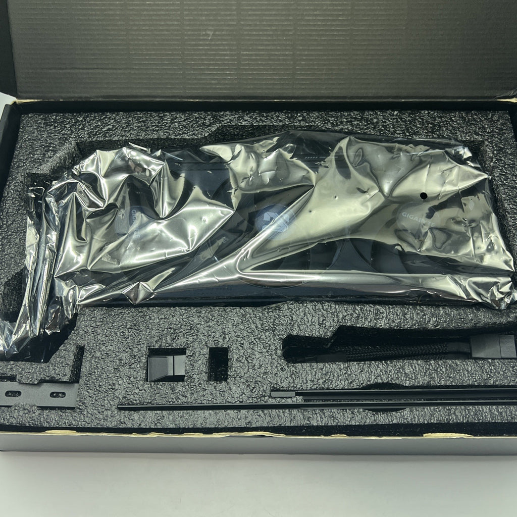 GIGABYTE GeForce RTX 5080 16GB GDDR7 GV-N5080GAMING OC-16GD