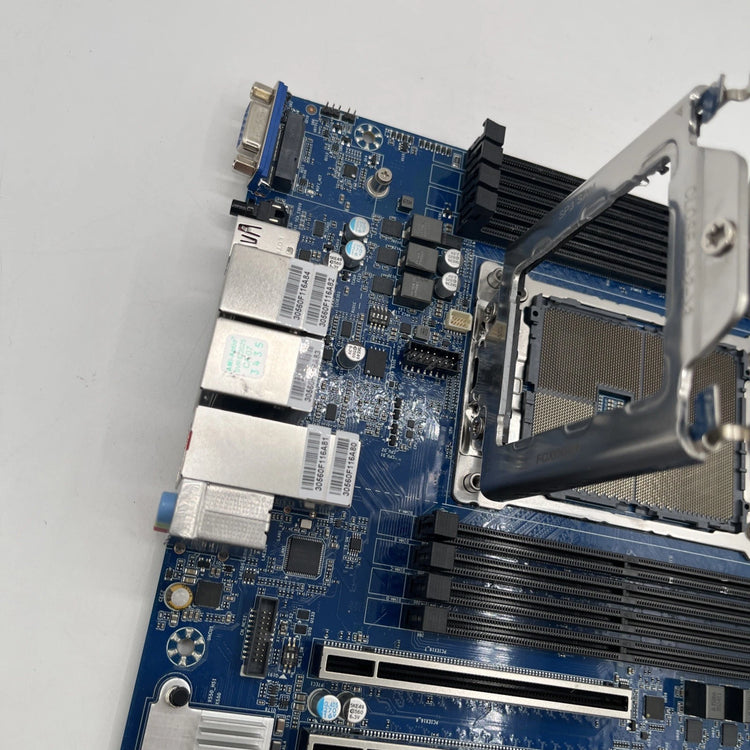 GIGABYTE MC62-G40 sWRX8 WRX80 SSI CEB DDR4 Workstation Motherboard