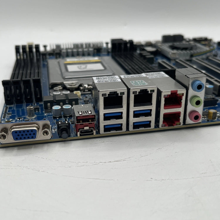 GIGABYTE MC62-G40 sWRX8 WRX80 SSI CEB DDR4 Workstation Motherboard